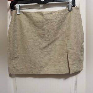 H&M Beige Pencil Skirt